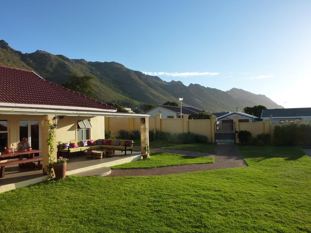 Cap Ou Pas Cap Guesthouse Gordonʼs Bay Exteriér fotografie